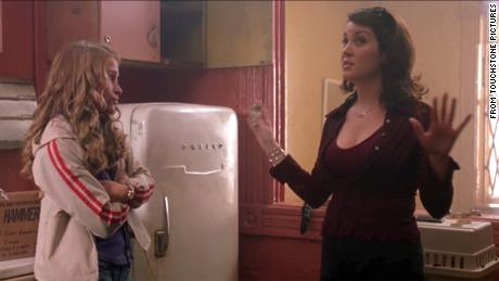 Melanie Lynskey, right, with Piper Perabo in &quot;Coyote Ugly.&quot;