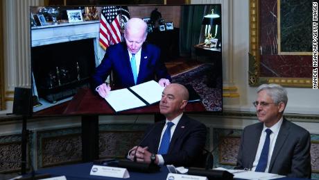 Biden signs new executive order on abortion rights: &#39;Women&#39;s health and lives are on the line&#39;