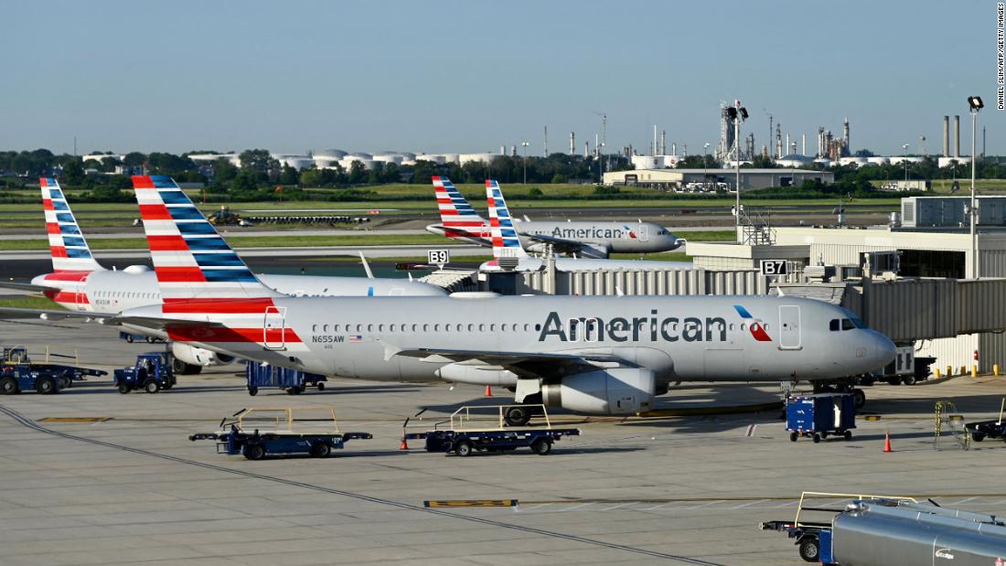 American Airlines cuts 31,000 flights from its November schedule