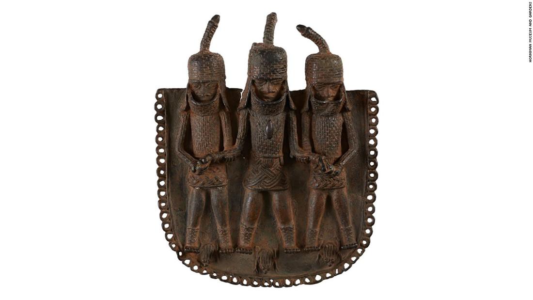A London museum has agreed to return its ‘Benin Bronzes’ to Nigeria