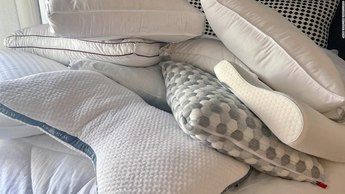 If you're a side sleeper, we've found 3 great pillows for neck & head support