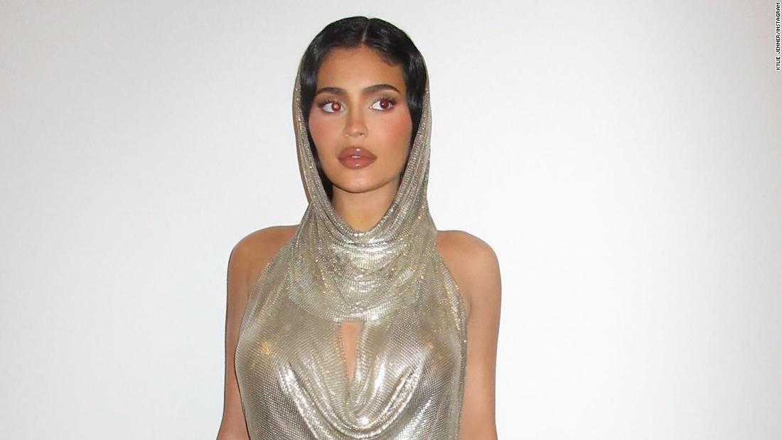 Look of the Week: Did Kylie Jenner channel another famous Kylie?