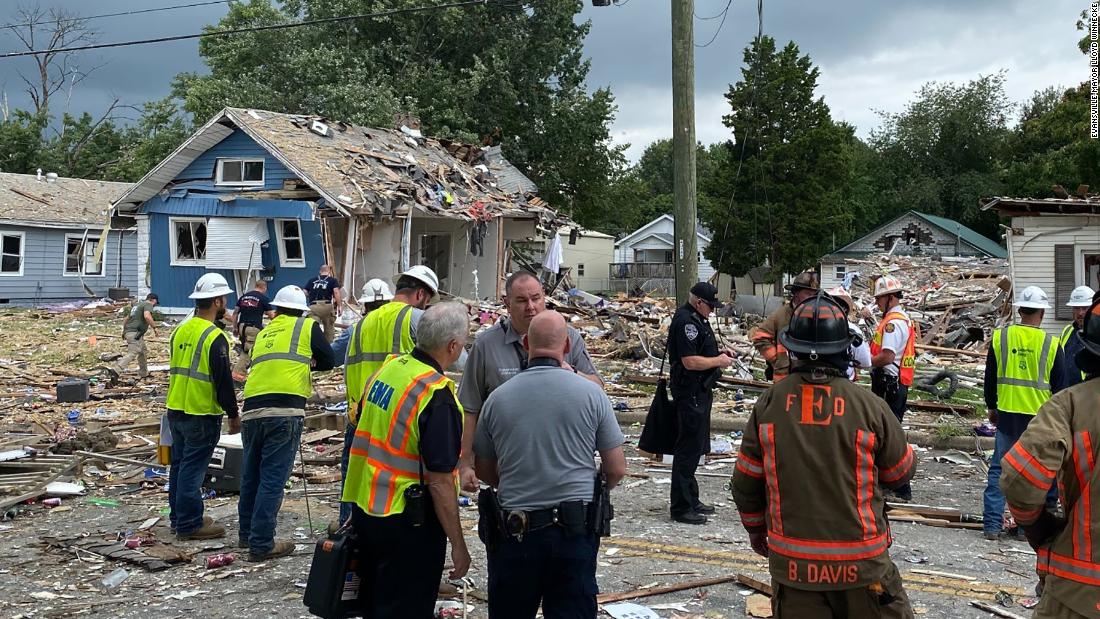 3 people dead, 39 homes damaged after house explosion in Indiana - CNN