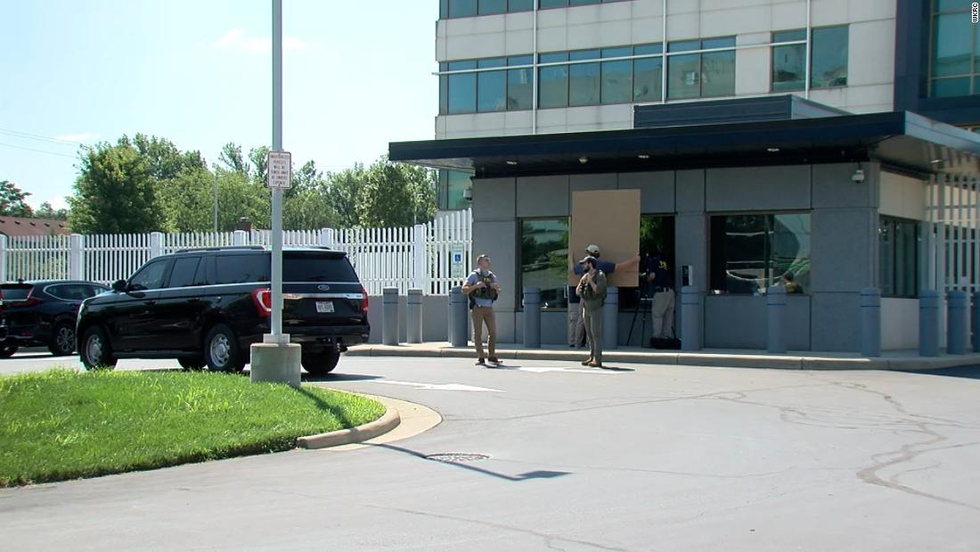 Un « objet armé » a tenté de s’introduire dans le bureau du FBI à Cincinnati