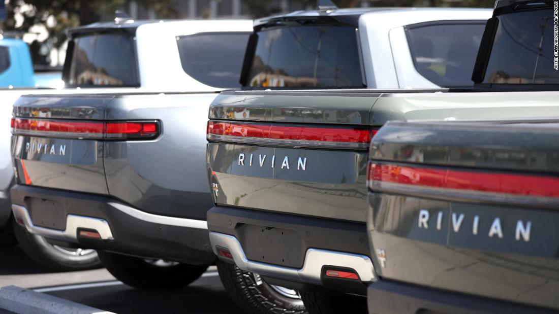 Read more about the article Rivian losses surge to $1.7 billion as production ramps up – CNN