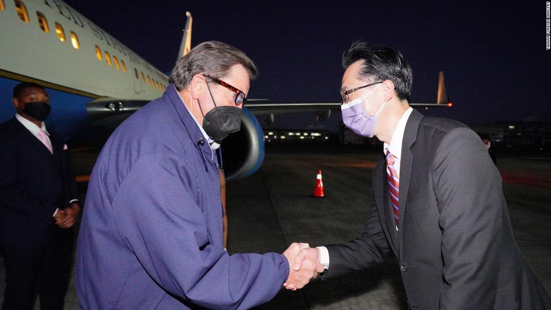 A second US congressional delegation visits Taiwan thumbnail
