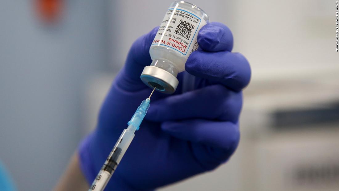 You are currently viewing UK becomes first nation to approve Covid-19 vaccine targeting both Omicron and original strain – CNN