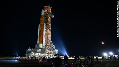 Почему НАСА возвращается на Луну через 50 лет с Artemis I