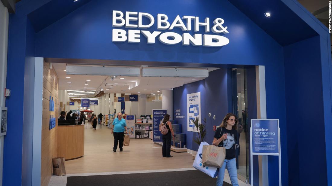 Bed Bath & Beyond shares tank on reports that suppliers have halted product shipments