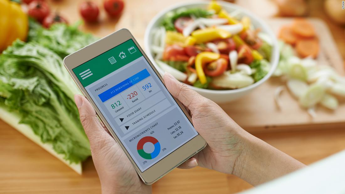 Hoping to lose weight this year? We tested the 5 best weight loss apps and found 1 clear winner thumbnail