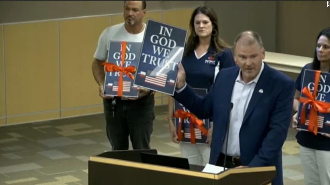 Public schools receive 'In God We Trust' poster donations as new Texas law requires their display