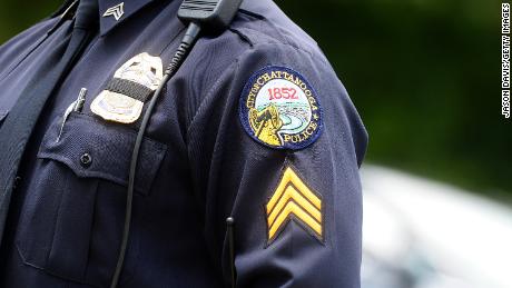 10 Polizisten aus Chattanooga wurden neu eingesetzt, nachdem sie „die Wahrheit falsch dargestellt oder eine falsche Anzeige erstattet“ hatten.  Chef sagt