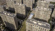 China cuts mortgage rates to deal with deepening property crisis