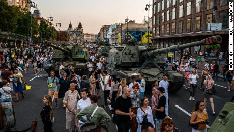 Ukrainian cities ban independence day events as Zelensky warns of &#39;particularly ugly&#39; attacks