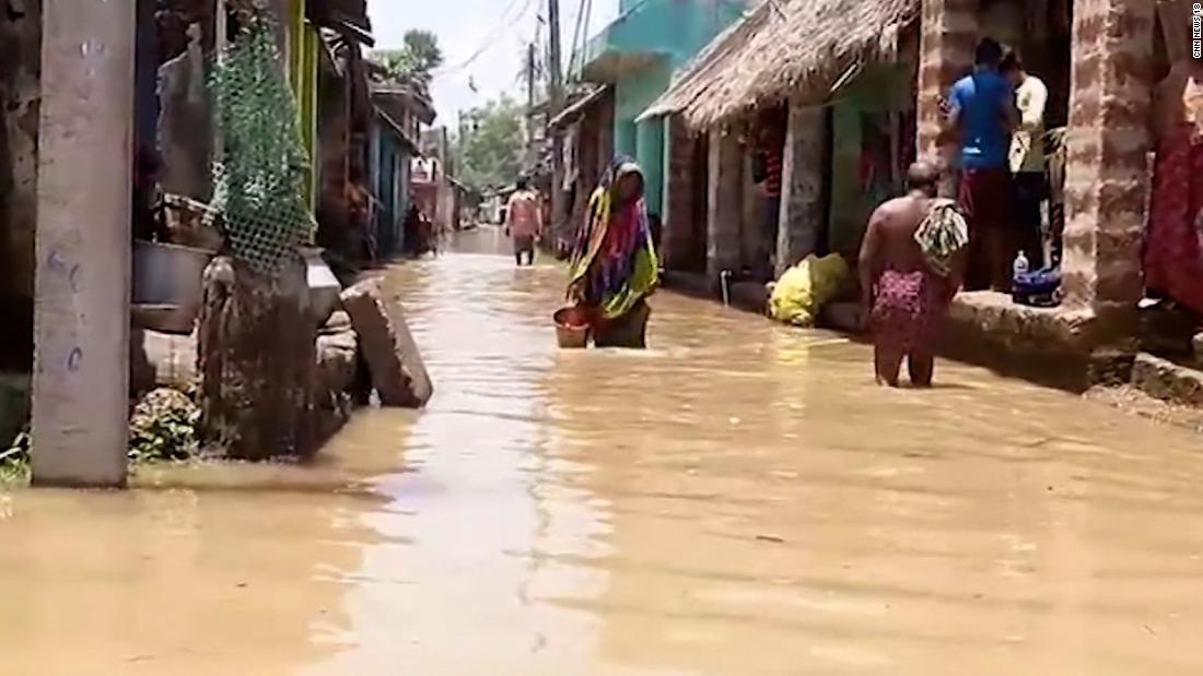 Más de 30 personas murieron por las severas inundaciones en la India ...