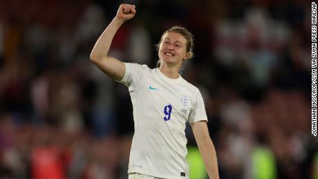Ellen White celebrates following the final whistle of a UEFA Women&#39;s Euro 2022 match at Bramall Lane, Sheffield.