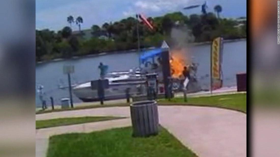 See moment boat explodes while sitting in marina