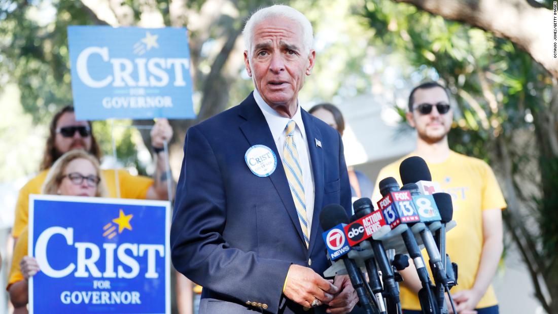 Los demócratas recurren a Charlie Crist para tratar de frenar al gobernador de Florida, Ron DeSantis, antes de 2024