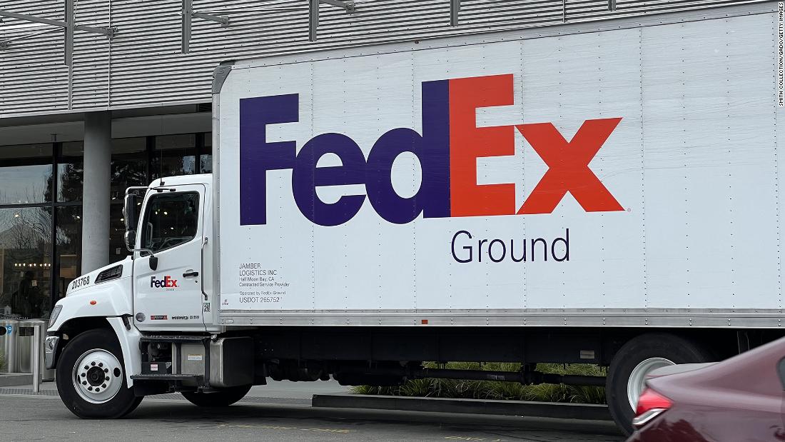 FedEx hikes package rates for 2023