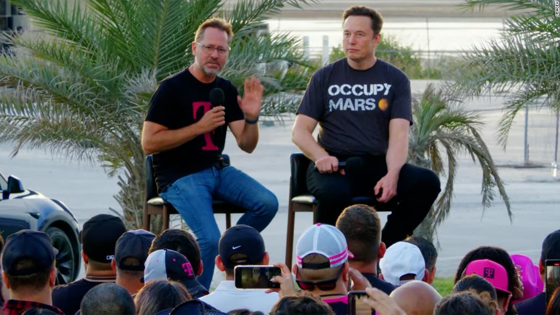 SpaceX and T-Mobile want to eliminate 'dead zones' using satellites