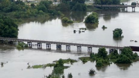After heavy rain, Mississippi capital prepares for river flooding