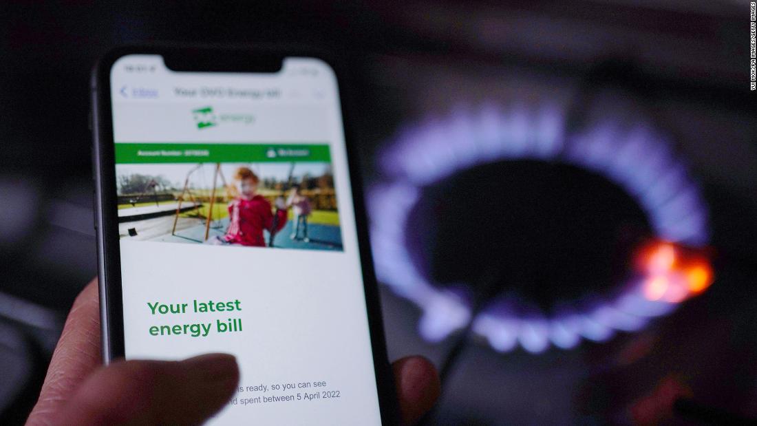 Read more about the article UK household energy bills to soar by 80% in October – CNN