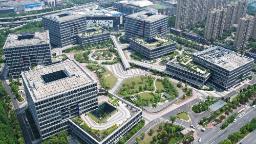 220826102608 alibaba campus hangzhou china 0527 hp video China-US audit deal could avert mass stock delistings