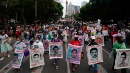 220826164521 02 missing mexican students march hp video Video: Parents of 43 missing Mexican students fighting for answers nearly 8 years later