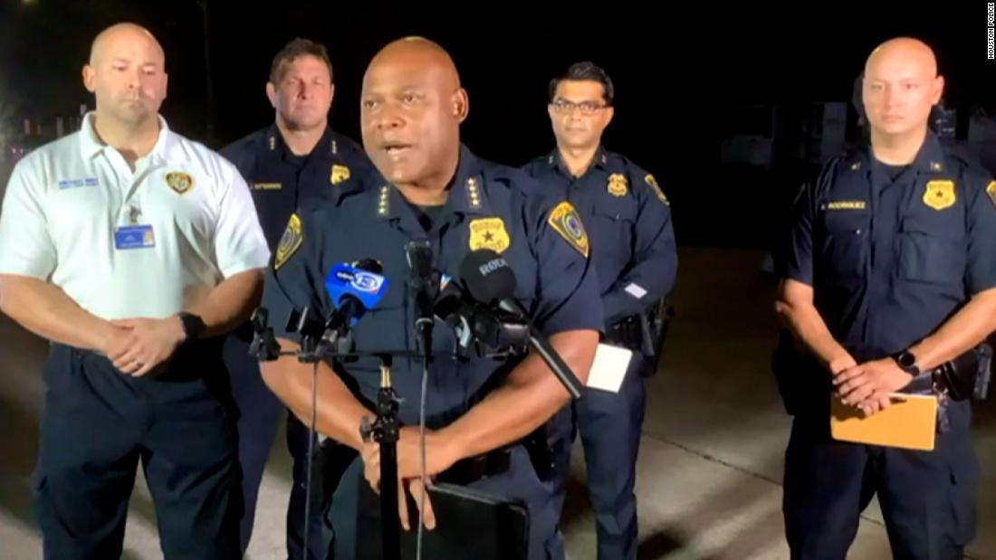 At least 4 killed and 2 injured after shooter sets fire to building in Houston, police chief says
