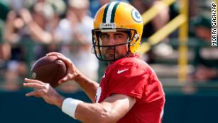 Aaron Rodgers Rejects 'Endangerment to Society' Jibes Over Vaccine