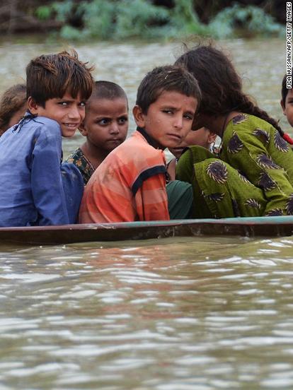 220829154454-01-pakistan-flooding-unf-ve