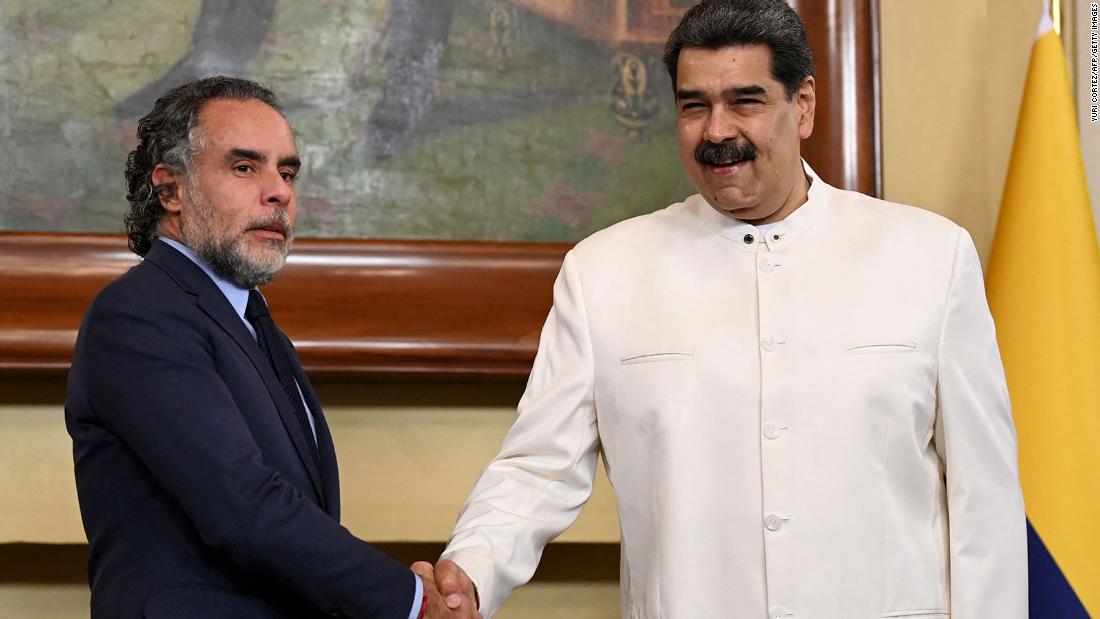 Colombia and Venezuela reestablish diplomatic relations