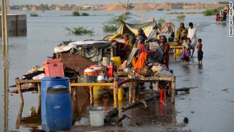 Inundaciones en Pakistán causadas por & # 39 ;  monzones con esteroides, & # 39;  El Secretario General de las Naciones Unidas en un llamamiento urgente