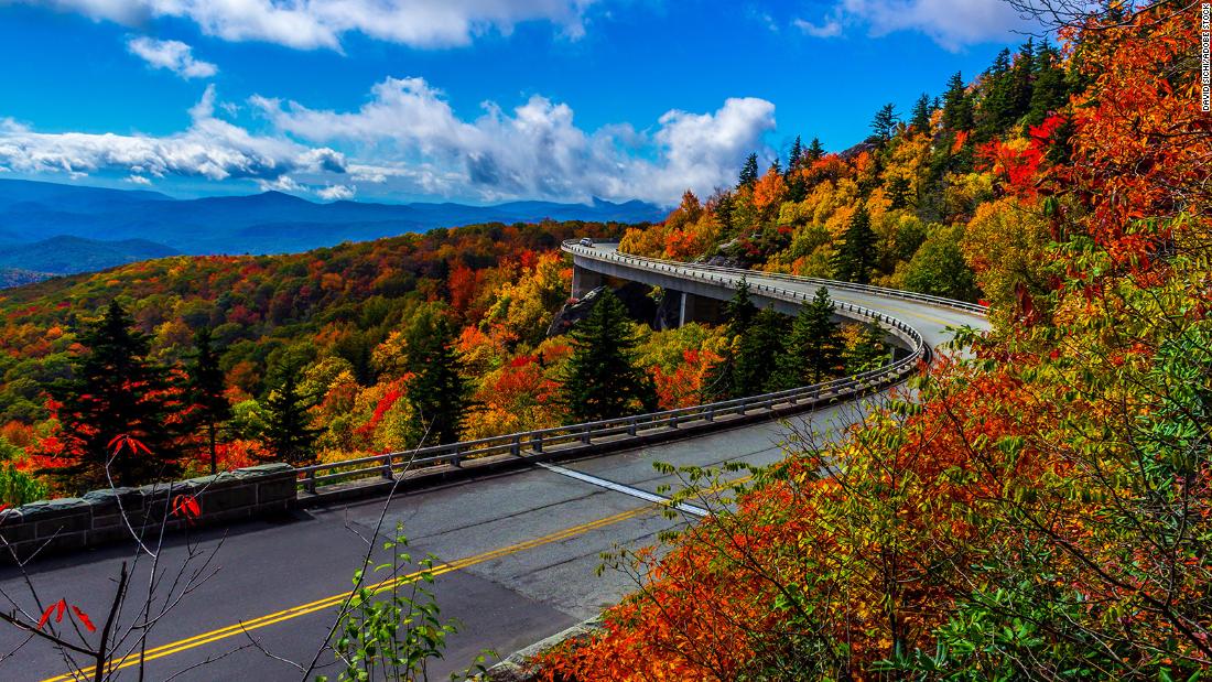 7 scenic drives across the United States for your fall foliage fix