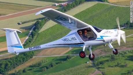 The Pipistrel Velis Electro can fly to a height of 12,000 feet.