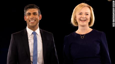 After a fierce battle between Truss and Rishi Sunak (left), some wonder if the new prime minister will be able to keep the party in power in the next election.