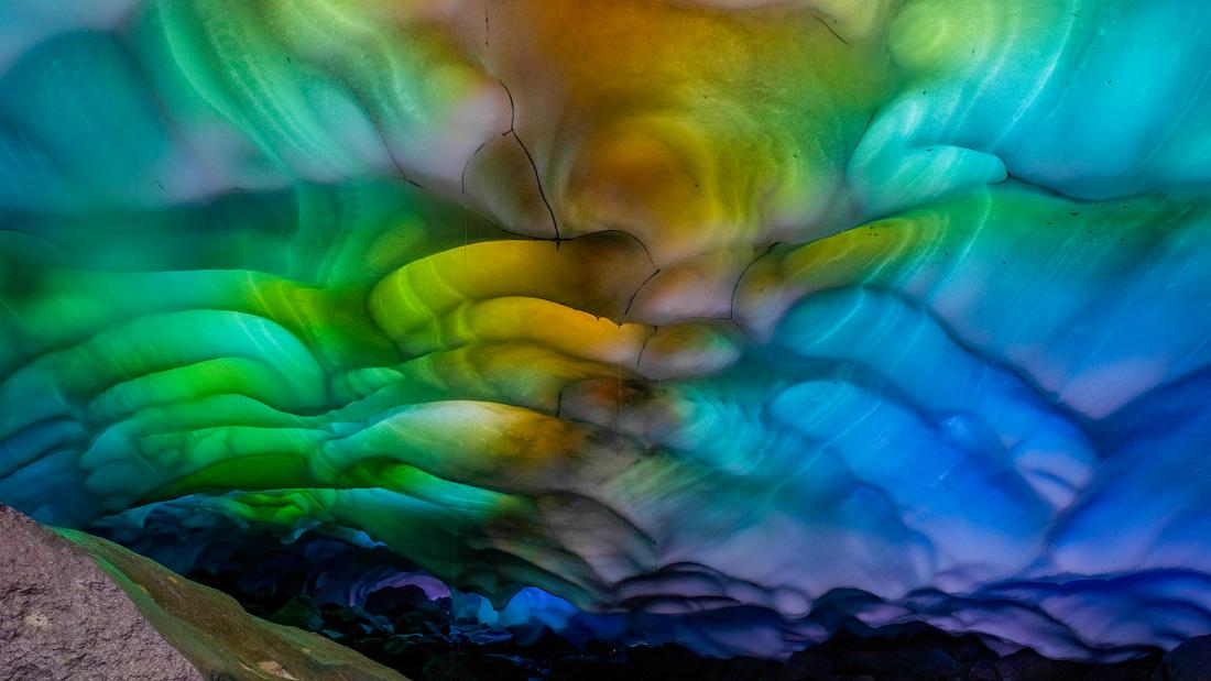 Photographer finds rare rainbow inside Washington state ice caves – CNN Video