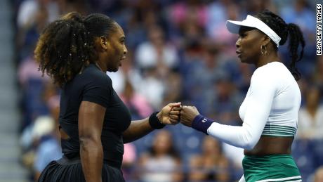 Serena Williams and Venus Williams lost in straight sets to Lucie Hradecká and Linda Nosková of the Czech Republic at the US Open on Thursday.