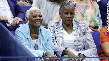 Singer Dionne Warwick (left) looks on during the Women&#39;s Singles Second Round match between Anett Kontaveit and Serena Williams on day three of the 2022 US Open at USTA Billie Jean King National Tennis Center on August 31 in New York City.