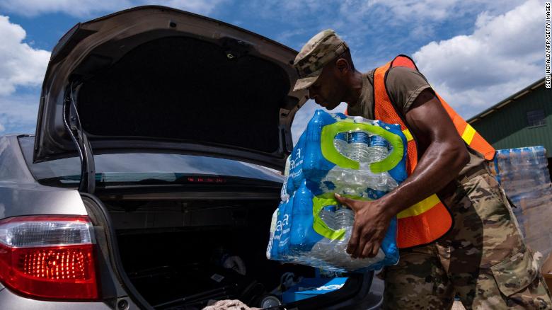 Situation remains dire for residents of Jackson, Mississippi, as effort to restore water supply suffers setbacks