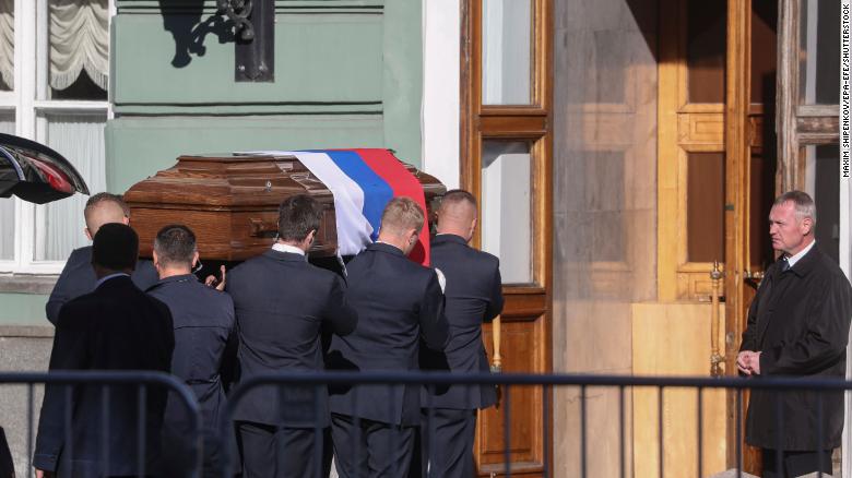 Mikhail Gorbachev funeral: Russians say farewell to the Soviet Union's last  leader - CNN