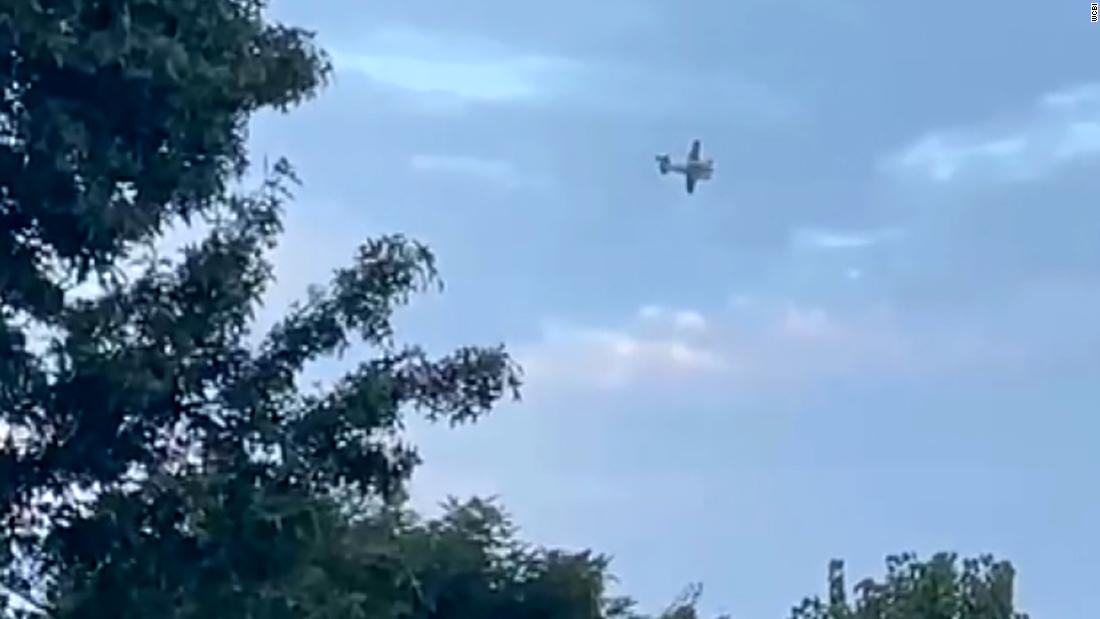 Plane circling over Mississippi after pilot threatened to crash into Walmart