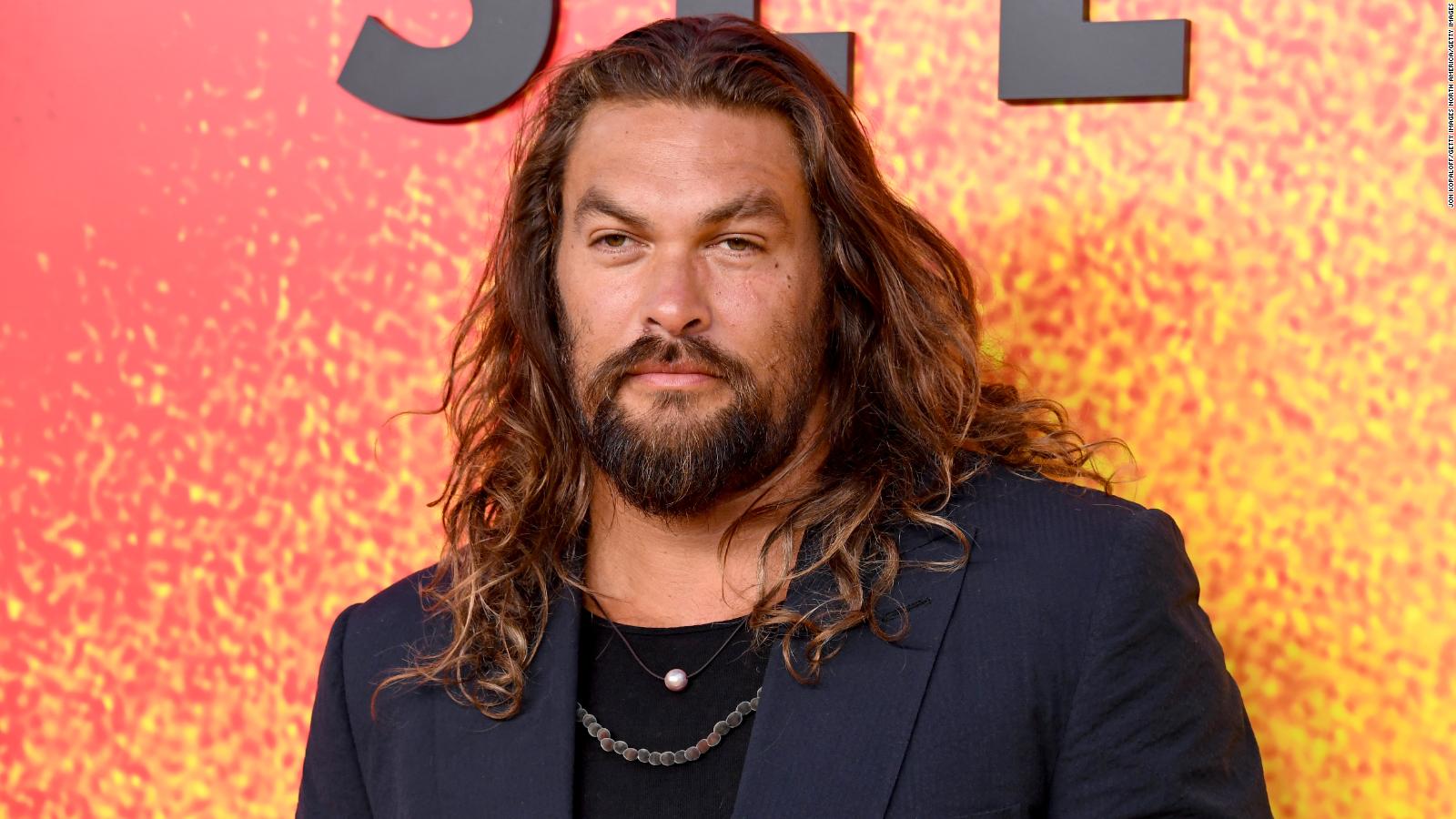 Jason Momoa se corta su larga cabellera y todo por una buena causa ...