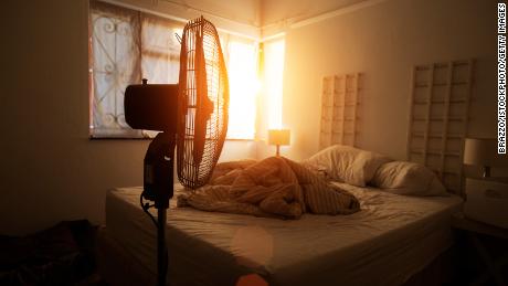 How to sleep in a heat wave, according to experts