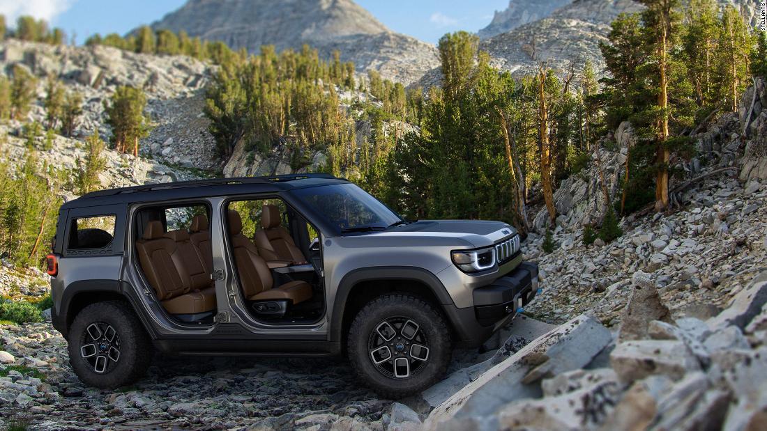 Read more about the article Jeep’s first three electric SUVs want to be able to tackle anything – CNN