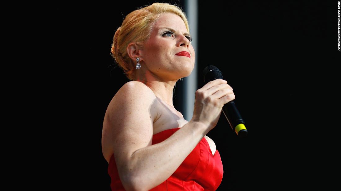 Megan Hilty speaks out on deaths of her family members
