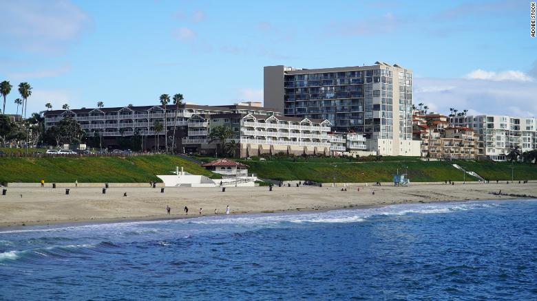 Los Angeles County closes beach due to sewage discharge, recommends not swimming at others