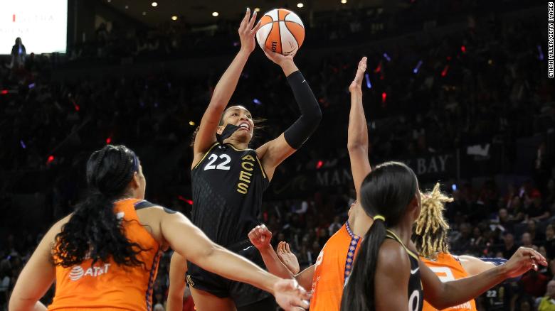 Las Vegas Aces hang on to take WNBA Finals Game 1 over Connecticut Sun