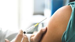 220912081440 01 flu shot stock hp video Flu shot: Get your vaccine by Halloween, experts say