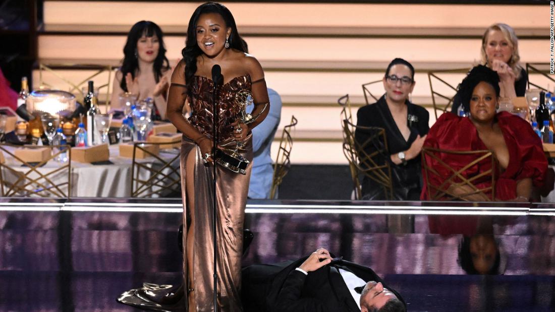 Quinta Brunson had to step over Jimmy Kimmel to accept her Emmy